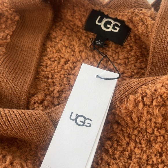 NWT UGG Sz L Dreeann Soft Plush Fleece Wool Blend V-Neck Teddy Bear Long Sleeve - Picture 16 of 16